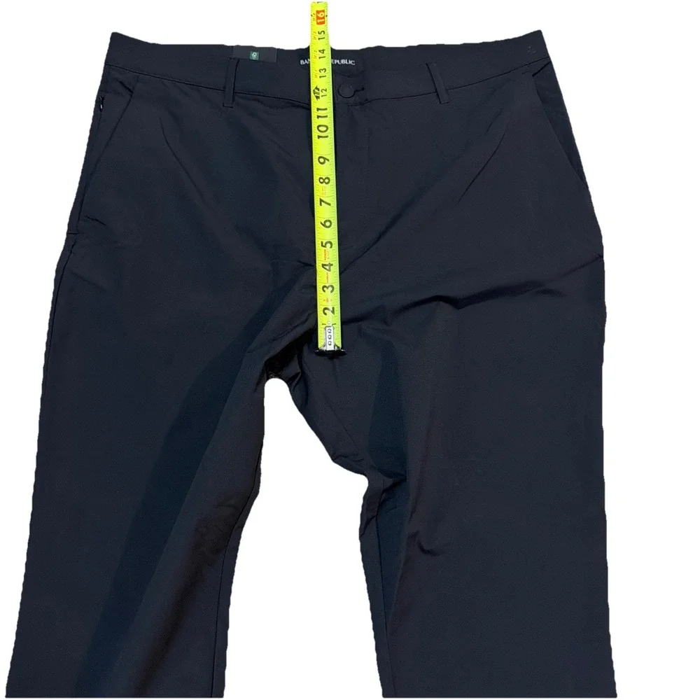 NWT Banana Republic Men's  Flat Front Pants,‎ Black, Size 40X30 Stretch
